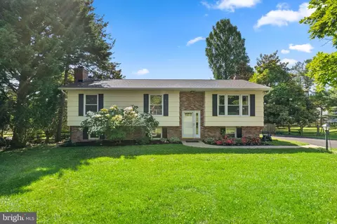 4193 Brittany Dr, Ellicott City, MD 21043