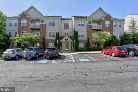 8255 Stone Crop Dr #E, Ellicott City, MD 21043