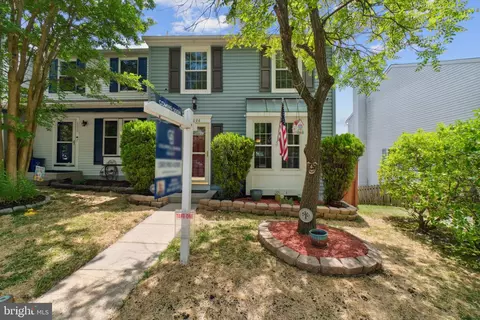 6026 Rock Glen Dr, Elkridge, MD 21075