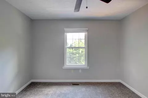 6284 Winters Ln, Hanover, MD 21076 photo 40