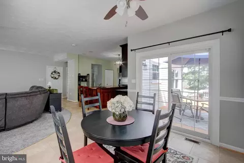 6284 Winters Ln, Hanover, MD 21076 photo 25