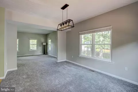 6284 Winters Ln, Hanover, MD 21076 photo 17