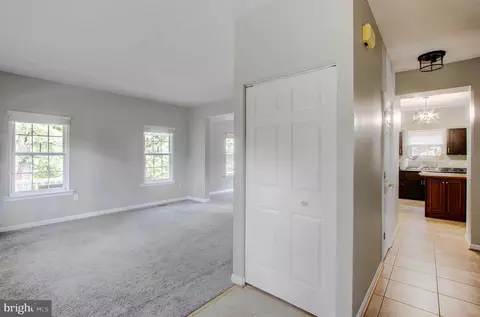 6284 Winters Ln, Hanover, MD 21076 photo 13