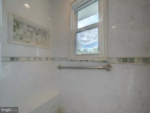 Bath - 8508 Pineway Dr, Laurel, MD 20723 photo 7 of 11