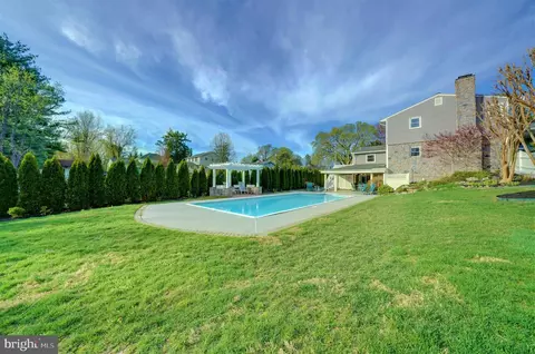 Exterior - 8508 Pineway Dr, Laurel, MD 20723 photo 12 of 32