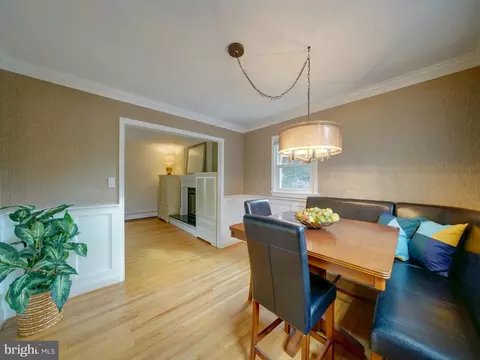 Dining - 8508 Pineway Dr, Laurel, MD 20723 photo 2 of 7