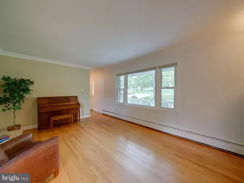 Living - 8508 Pineway Dr, Laurel, MD 20723 photo 3 of 15
