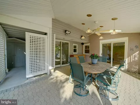 Exterior - 8508 Pineway Dr, Laurel, MD 20723 photo 6 of 32