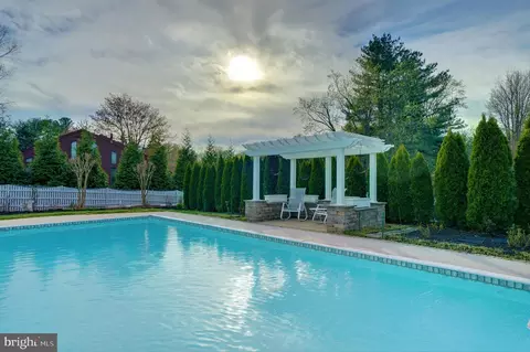 Exterior - 8508 Pineway Dr, Laurel, MD 20723 photo 16 of 32