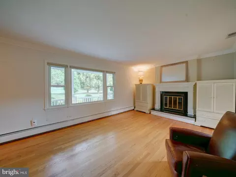 Living - 8508 Pineway Dr, Laurel, MD 20723 photo 2 of 15