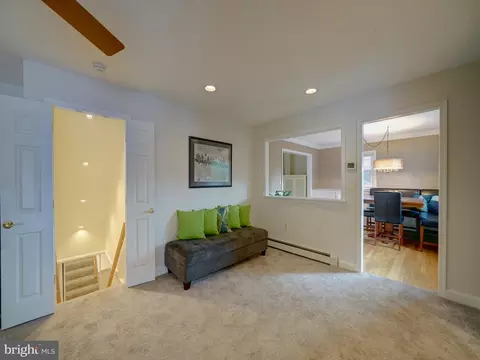 Entry Way - 8508 Pineway Dr, Laurel, MD 20723 photo 3 of 12