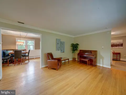 Living - 8508 Pineway Dr, Laurel, MD 20723 photo 4 of 15