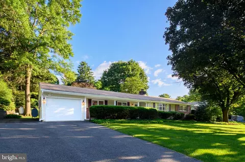 9006 Overhill Dr, Ellicott City, MD 21042