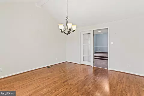 10686 Old Bond Mill Rd, Laurel, MD 20723 photo 12