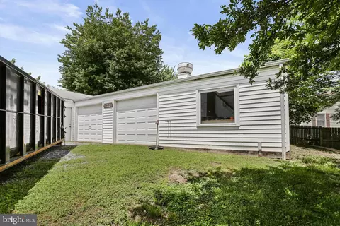 10686 Old Bond Mill Rd, Laurel, MD 20723 photo 32