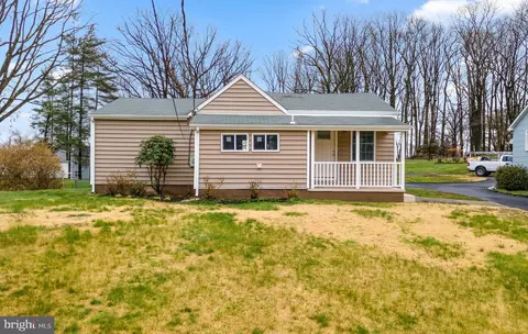 8553 Davis Rd, Columbia, MD 21045