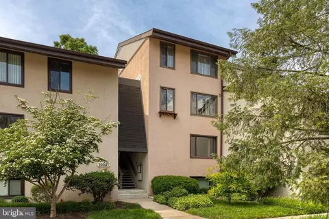 10081 Windstream Dr #4, Columbia, MD 21044