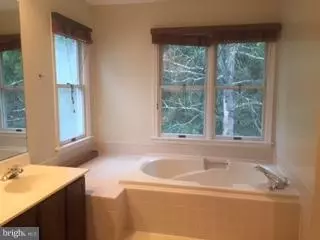 6016 Middlewater Ct, Columbia, MD 21044 photo 10