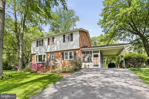 6735 Allview Dr, Columbia, MD 21046