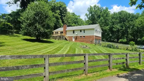 11838 Ramsburg Rd, Marriottsville, MD 21104