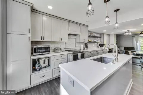 10706 Bridlerein Ter, Columbia, MD 21044