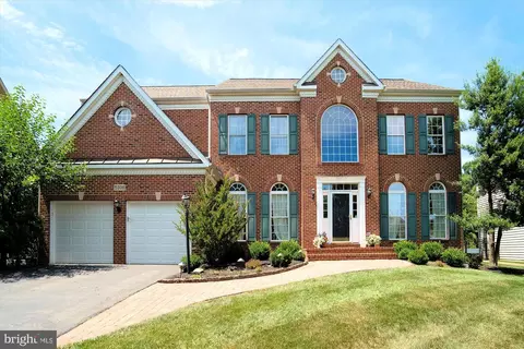 5338 Grovemont Dr, Elkridge, MD 21075