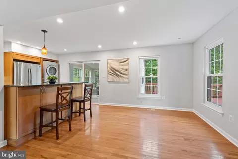 5983 Augustine Ave, Elkridge, MD 21075 photo 4