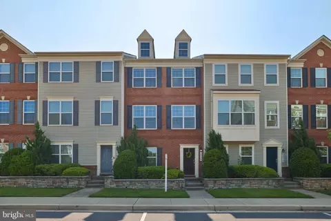 7916 Blue Stream Dr, Elkridge, MD 21075