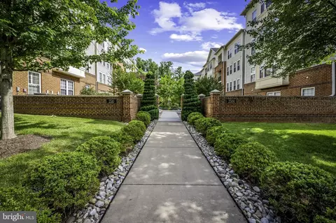 2500 Kensington Gdns #207, Ellicott City, MD 21043