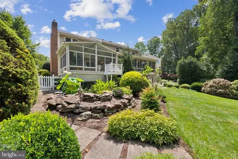 8418 Flowering Cherry Ln, Laurel, MD 20723 photo 38