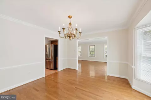 8418 Flowering Cherry Ln, Laurel, MD 20723 photo 11