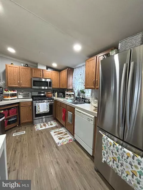 72 Midway Ave, Laurel, MD 20723 photo 11