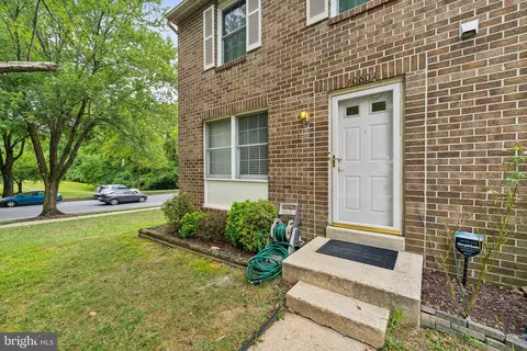 10601 Whiterock Ct, Laurel, MD 20723