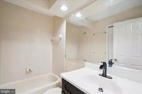 9410 Steeple Ct, Laurel, MD 20723 photo 11