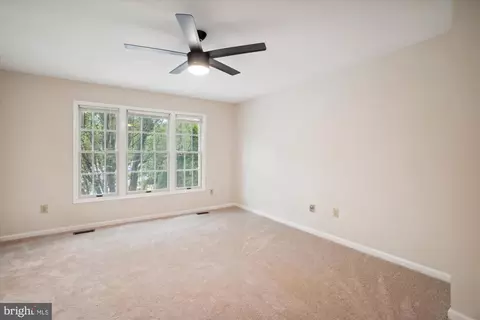9410 Steeple Ct, Laurel, MD 20723 photo 13