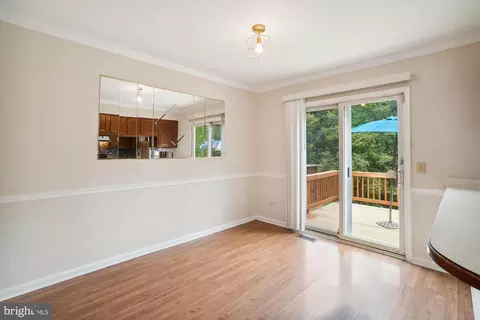 9410 Steeple Ct, Laurel, MD 20723 photo 3