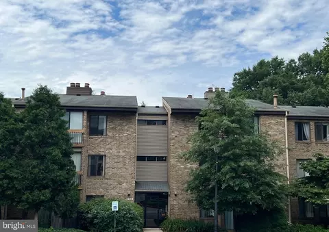 10536 Cross Fox Ln #D-2, Columbia, MD 21044