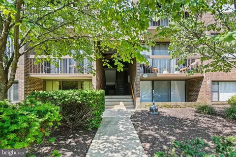 8721 Hayshed Ln #23, Columbia, MD 21045