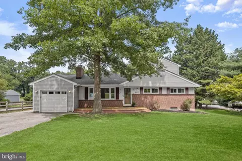 6037 Jerrys Dr, Columbia, MD 21044