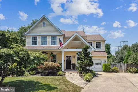 9500 Jeanne Ct, Laurel, MD 20723