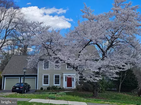 9890 Century Dr, Ellicott City, MD 21042