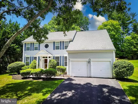 8520 Willow Wisp Ct, Laurel, MD 20723 photo 3