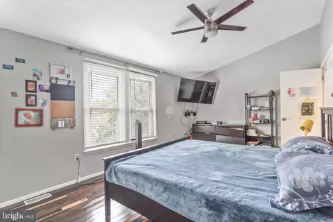 Bedroom - 8304 Sperry Ct, Laurel, MD 20723 photo 3 of 9