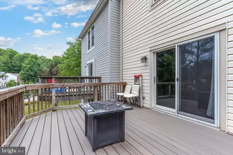 Exterior - 8304 Sperry Ct, Laurel, MD 20723 photo 5 of 8