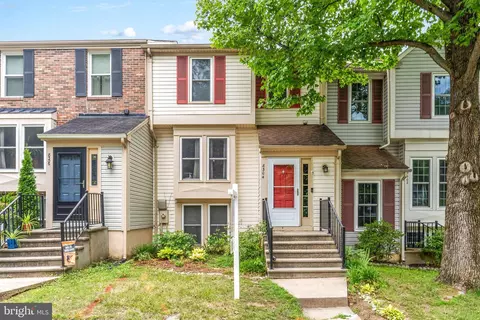 8304 Sperry Ct, Laurel, MD 20723