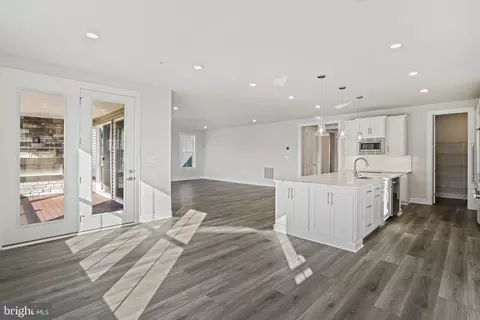 7104 Tranquility Rd, Laurel, MD 20723 photo 22