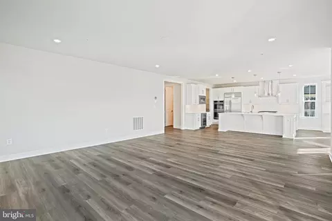 7104 Tranquility Rd, Laurel, MD 20723 photo 6