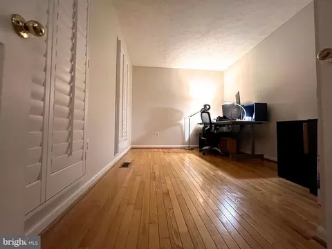 8259 Spring Branch Ct, Laurel, MD 20723 photo 11
