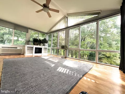 8259 Spring Branch Ct, Laurel, MD 20723 photo 16