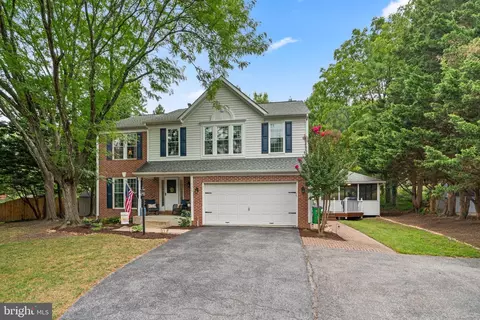 7309 Gardenview Dr, Elkridge, MD 21075